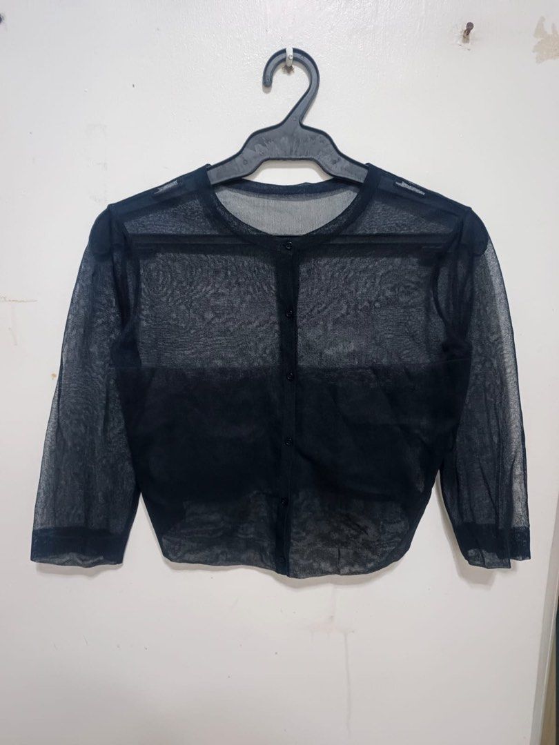 ALAÏA (Category: Others Tops) located in Dasmarinas. Submitted by jessputrages (Listing ID 1462375703, Image 3). Description: For sale ALAIA Excellent condition No issue 3500 shipped Pm for more details.