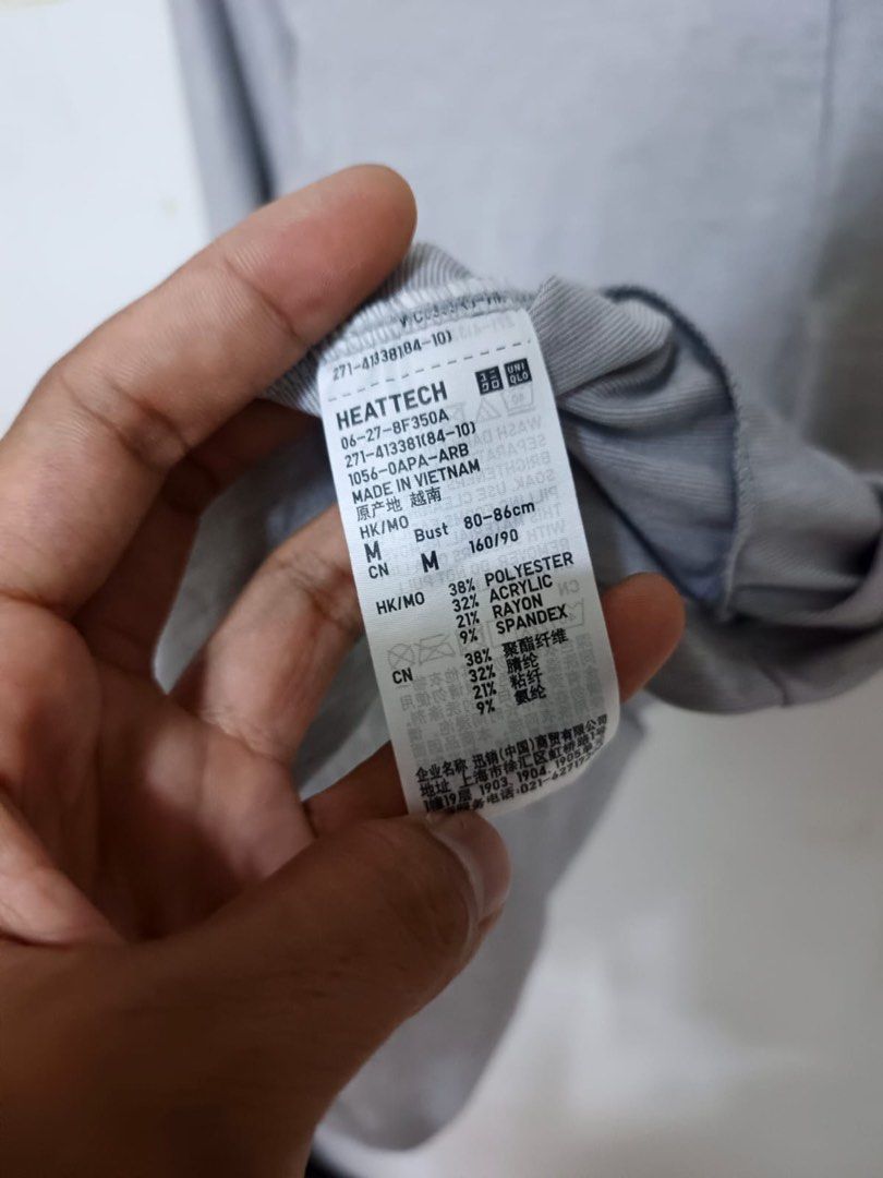 ALEXANDER WANG x UNIQLO (Category: Longsleeves) located in Dasmarinas. Submitted by jessputrages (Listing ID 1462363297, Image 3). Description: For sale Alexander wang x uniqlo Excellent condition No issue 450 shipped Pm for more details.