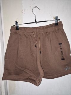 (Category: ) located in . Submitted by chloe_clothingco. (Listing ID 1462370147, Image 1). Description: .