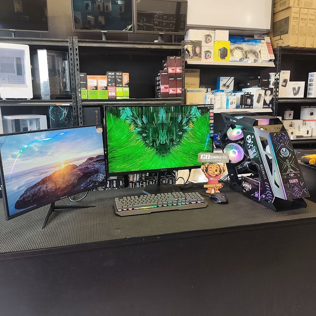AMD RYZEN 5 with RX 580 Desktop Set (Category: Desktops) located in Caloocan City. Submitted by kentsalvador31 (Listing ID 1462294318, Image 2). Description: RYZEN 5 5600X | RX 580 8GB | CVS KRAKEN CASE | 16GB RAM | 512GB SSD | DUAL MONITOR SETUP (27" 100HZ + 23.6" 165HZ CURVED) | KB, MOUSE & SPEAKERS COMBO Go Gadgets - Kawit Cavite 💬 Message us now for full specs & recommendations! 🖥️ We offer: ✔ Gaming PC Builds ✔ Work / Office PC Builds ✔ Ed
