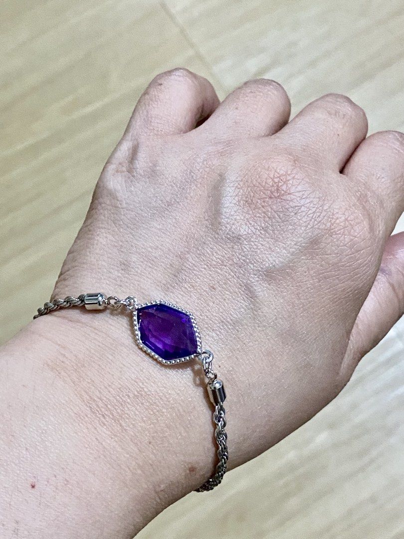 Amethyst Bracelet (Category: Bracelets) located in Pasig City. Submitted by talaversify (Listing ID 1462334996, Image 3). Description: Semi-precious stone: Amethyst Stone size: 13x15x6 mm Wrist size: 16cm to 20 cm 💠 Natural stone 💠.
