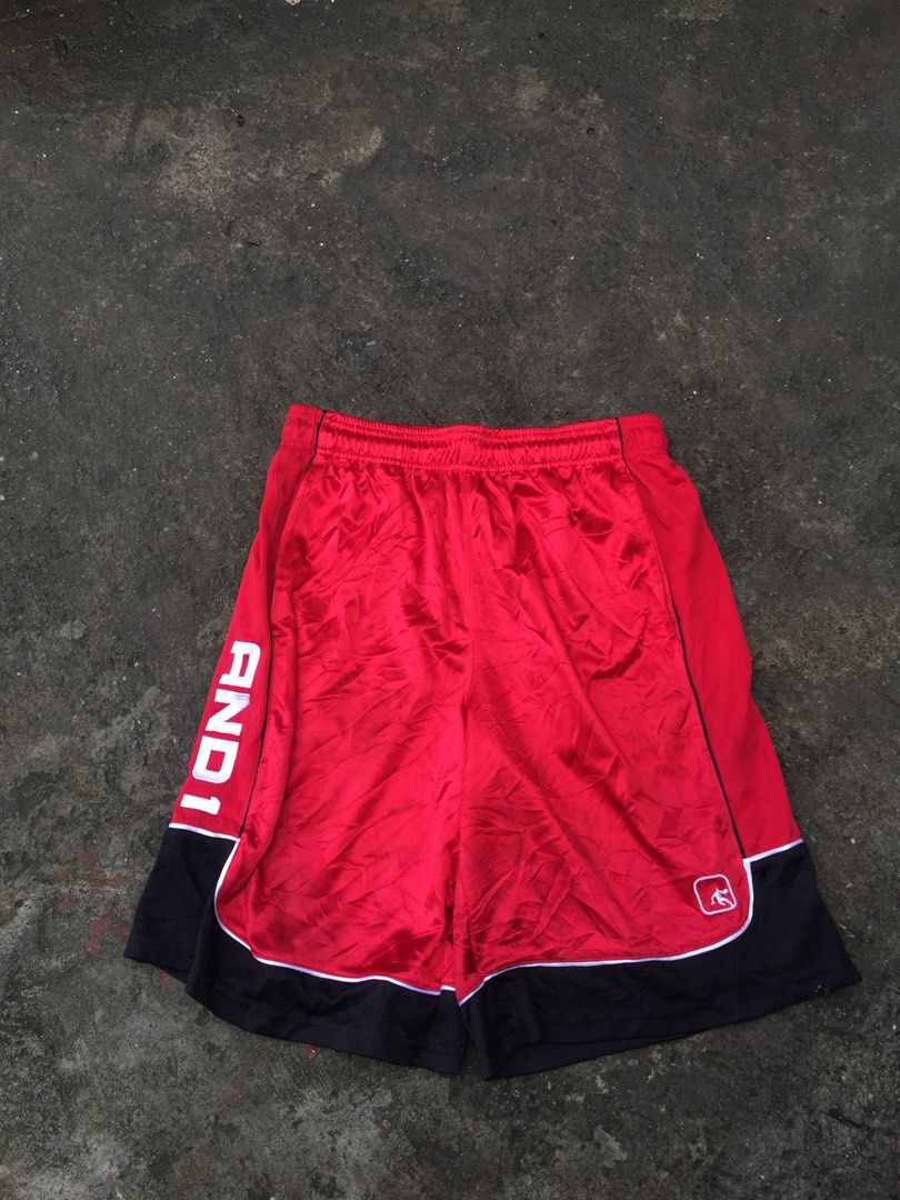 AND1 Baller Short (Category: Activewear) located in Calapan. Submitted by thrift_ni_forts (Listing ID 1462275747, Image 2). Description: 26-40 Waistline 21 Length 14 Thigh 13 Hem Damage sa lower part 10/10 Color Rate Excellent Condition.