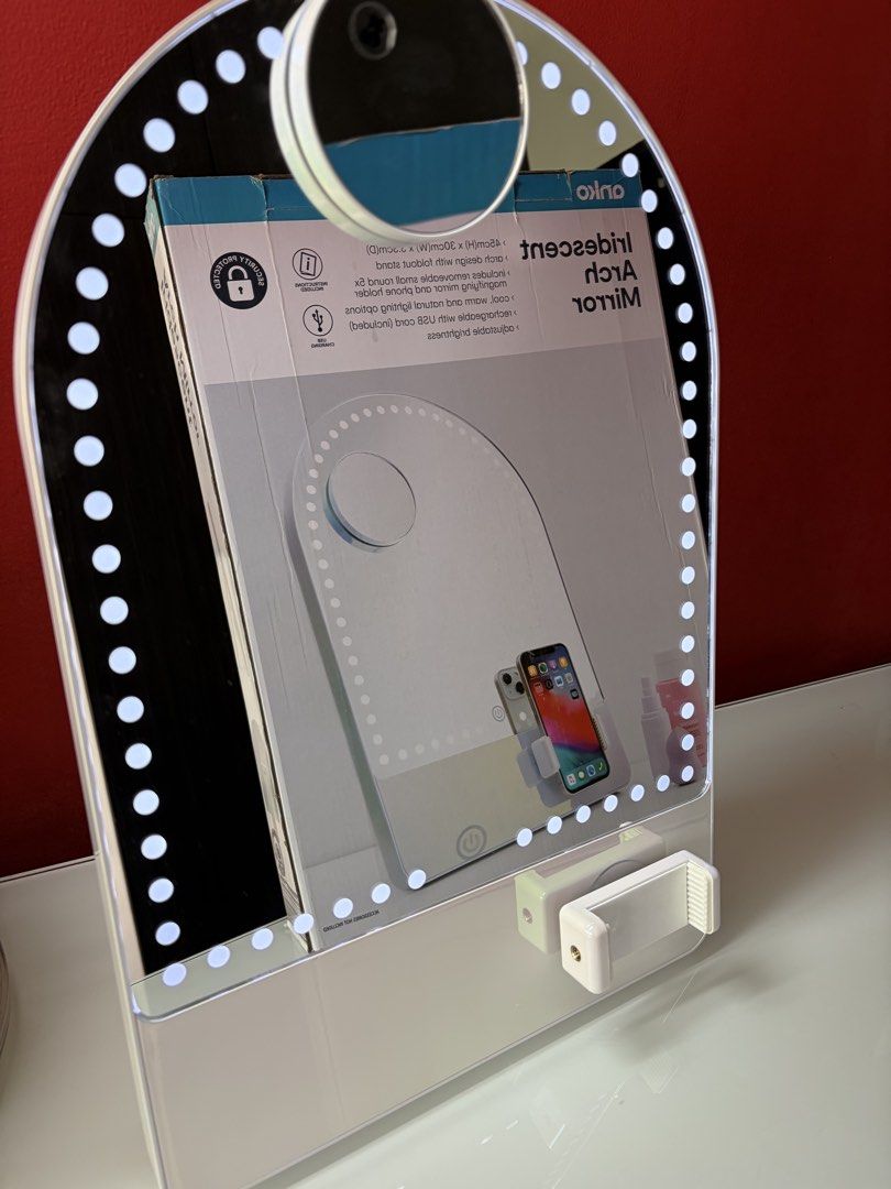 Anko Mirror with Lights (Category: Mirrors) located in Manila. Submitted by coolandchic (Listing ID 1462378470, Image 2). Description: Never used .