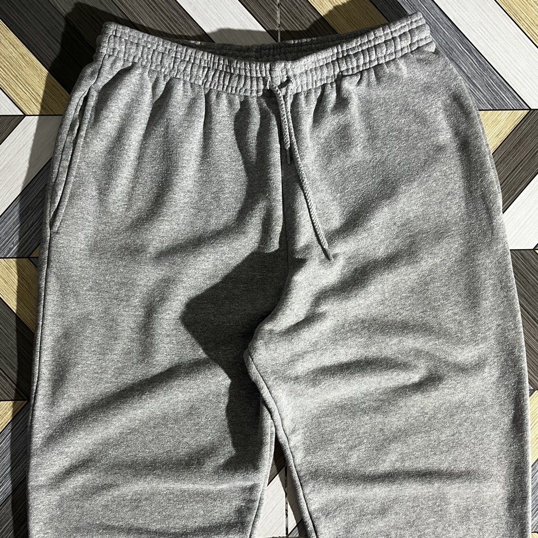 APC Grey Sweat Pants (Category: Joggers) located in Daraga. Submitted by th3cliquejunks (Listing ID 1462376770, Image 2). Description: APC Grey Sweat Pants Tagged Size: Small Condition: 9.5/10 No major flaw Measurement: Waist: 30” Length: 39” - 2,000 Dm!.