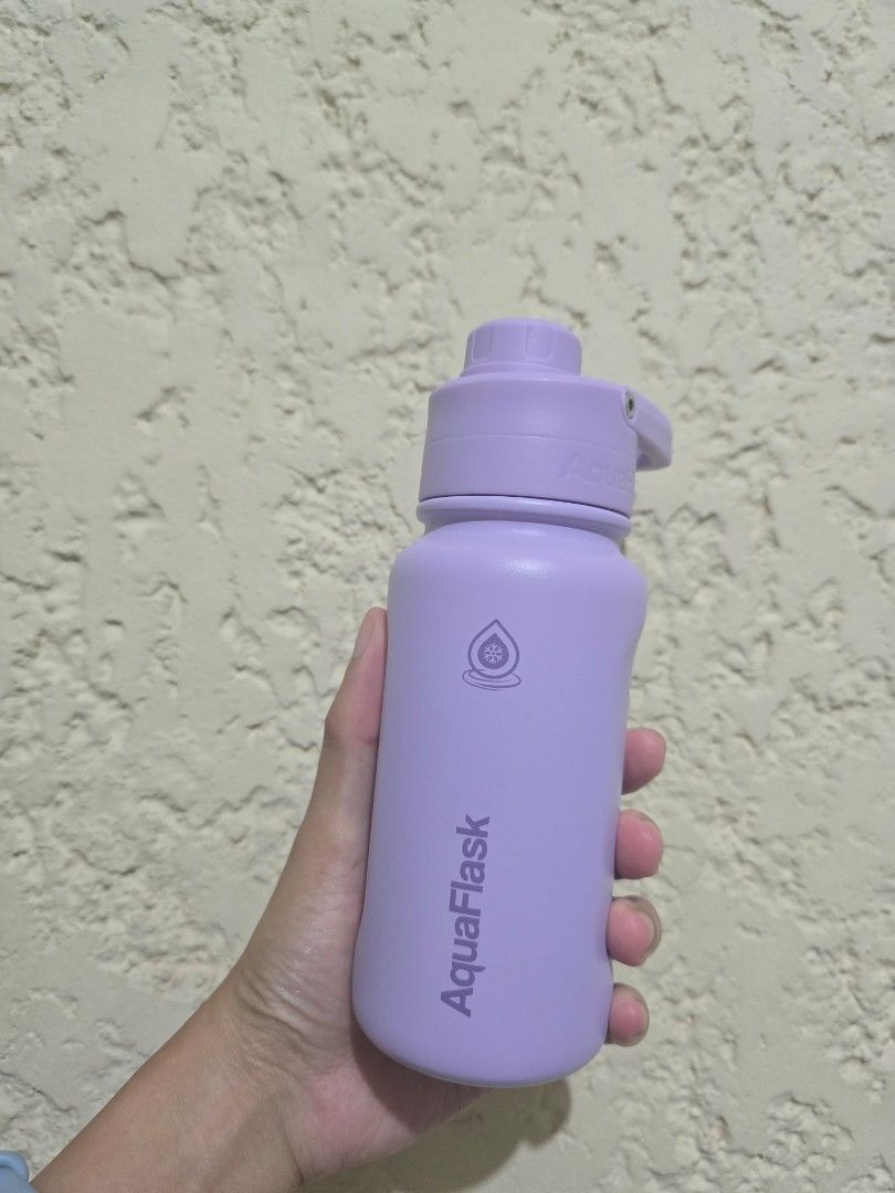 AquaFlask Mini Collection - Periwinkle 7oz (Category: Water Bottles & Tumblers) located in Tanjay. Submitted by banannabeth (Listing ID 1462387092, Image 1). Description: Periwinkle Aquaflask (7oz) NO BOX RFS: Rarely used 🚚 MOP: GCash or Gotyme Courier: J&T.