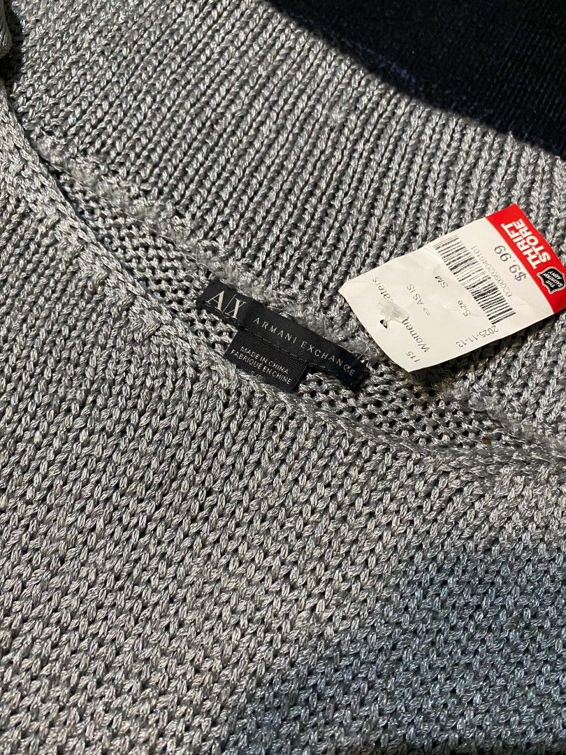 ARMANI EXCHANGE (Category: Others Tops) located in Quezon City. Submitted by thrift.sta (Listing ID 1462367062, Image 2). Description: ARMANI EXCHANGE EXCELLENT NO ISSUE LARGE WOMENS 499 🏷️ +SF.