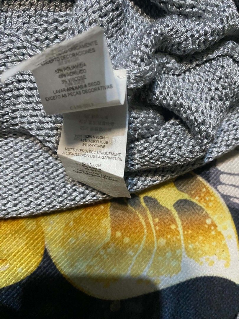 ARMANI EXCHANGE (Category: Others Tops) located in Quezon City. Submitted by thrift.sta (Listing ID 1462367062, Image 3). Description: ARMANI EXCHANGE EXCELLENT NO ISSUE LARGE WOMENS 499 🏷️ +SF.