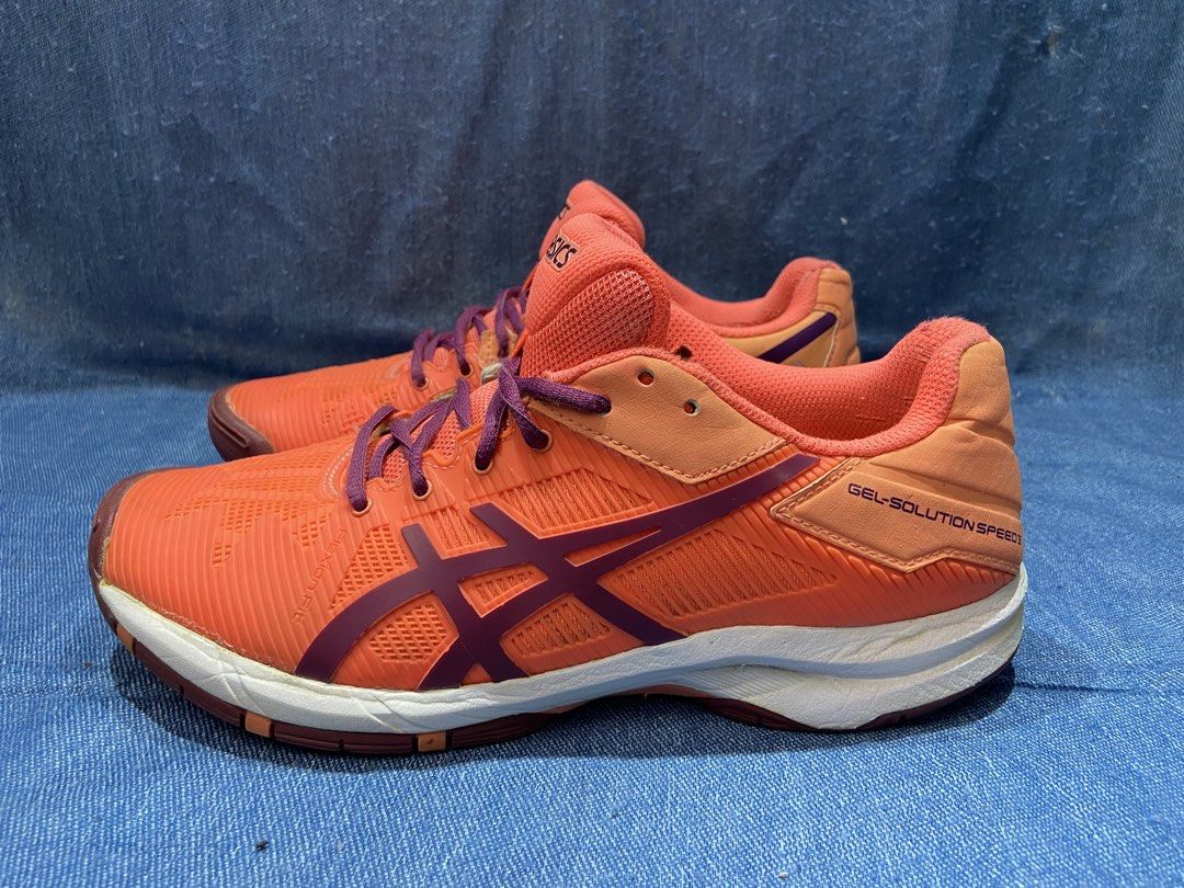 Asics Gel Solution Speed (Category: Sneakers) located in Cebu City. Submitted by jvlz97 (Listing ID 1462269304, Image 2). Description: Very Good Condition No Box Spikey/Squeaky Good for badminton, tennis and Pickleball.