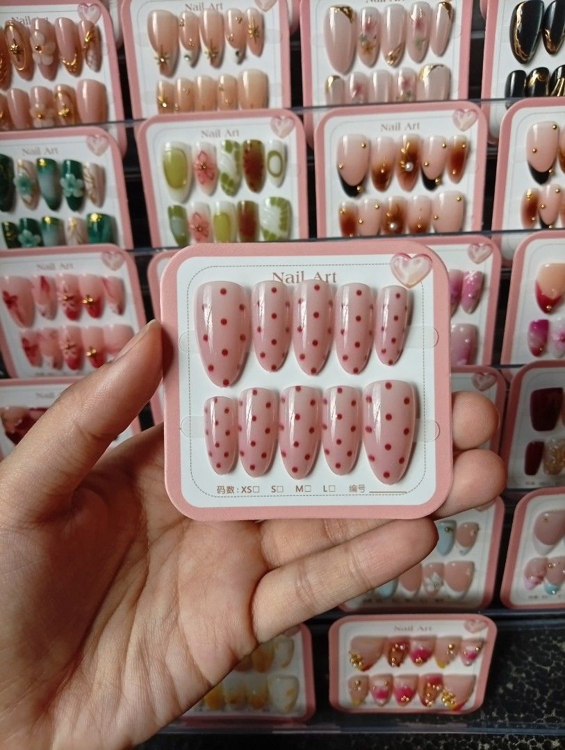 Assorted Designs Press-On Nails Set (Category: Hands & Nails) located in Manila. Submitted by shengsells (Listing ID 1462436675, Image 3). Description: Press On Nails! Sizes available: XS, S, M. With Nail Prep Kit. loc: BCD, 6100.