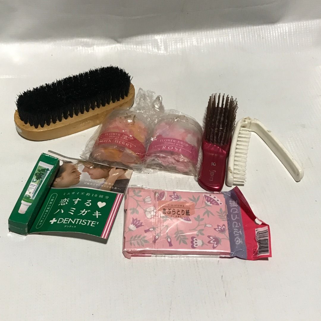 Assorted Item #5022 (Category: Bath) located in Malabon City. Submitted by mldg.surplus (Listing ID 1462348840, Image 1). Description: MLDG Surplus Reminder: •Expect minimal flaws such as stain, lint, scratches etc. •No reservation, we can accept your offer, but it doesn't mean that the item is reserved. •No other picture. All pictures are posted already. •Battery operated items does not included battery when purchased. •Some are brand new but ol
