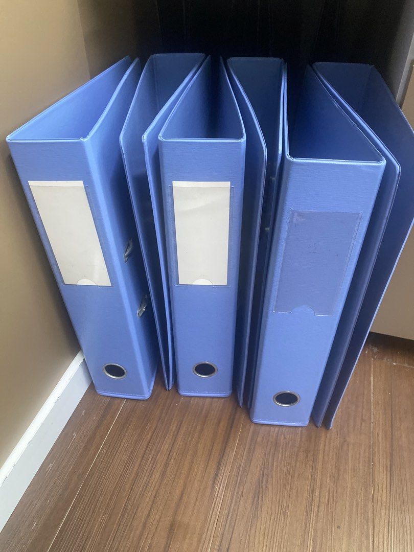 Assorted Ring Binders (Category: Stationery & School Supplies) located in Singapore. Submitted by nicestockroom (Listing ID 1462328939, Image 4). Description: various arch ring files available amd pockets. letting go each at $1 regardless of size. brand new pocket each at $0.20..