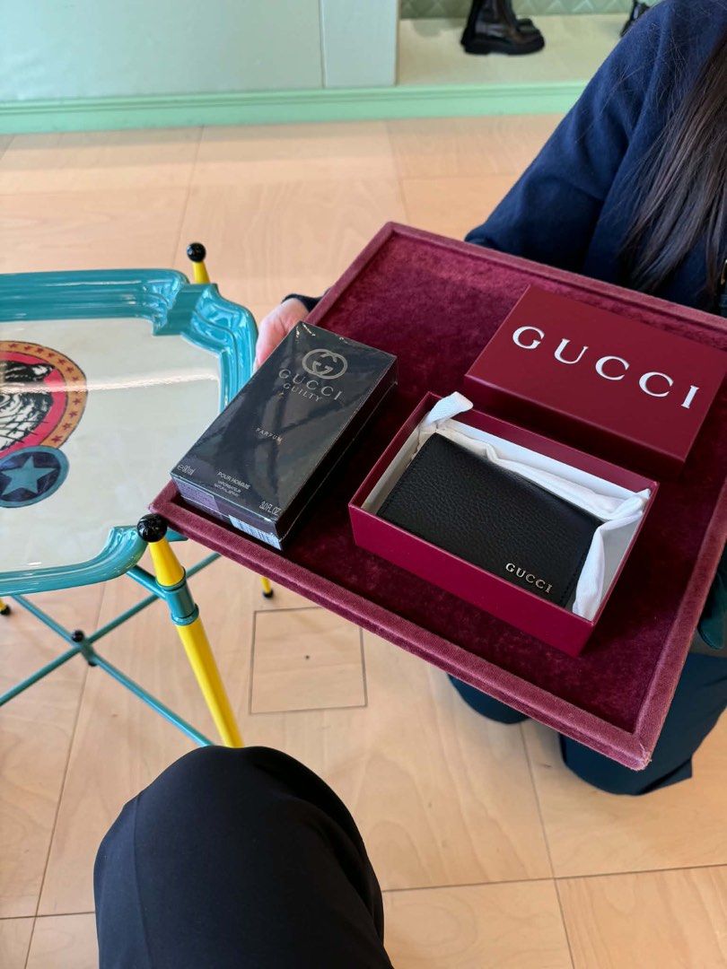 Authentic Gucci Card Case Wallet (Category: Luxury Bags & Wallets) located in Manila. Submitted by aea25 (Listing ID 1462291019, Image 2). Description: Condition / Inclusions: Comes complete with original box, dustbag, and receipt. Origin: Purchased in Japan. Price: Selling for only ₱13,000 (Original retail approx. ¥51,000). Send me a PM or DM if you're interested!.