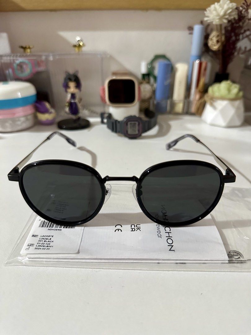 Authentic Lacoste Sunglasses (Category: Sunglasses & Eyewear) located in Quezon City. Submitted by nej_20 (Listing ID 1462299960, Image 1). Description: Original Sunglasses 💯 Brandnew 💯 Fixed Price ‼️ It comes in a ziplock bag with a leaflet included. What you see is what you get. 📍 Quezon City.