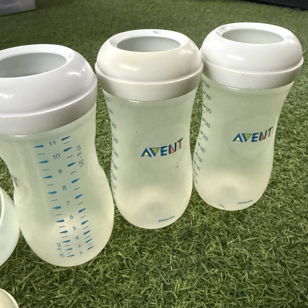 Avent Baby Bottles TAKE ALL (Category: Baby Toiletries & Grooming) located in Las Pinas. Submitted by mieshy (Listing ID 1462361976, Image 3). Description: TAKE ALL AVENT BABY BOTTLES AS IS Walang teats na kasama .