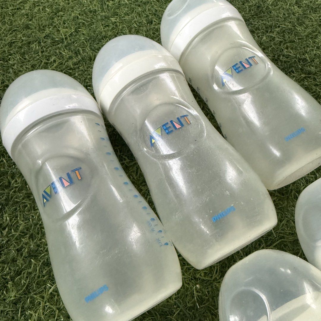 Avent Baby Bottles TAKE ALL (Category: Baby Toiletries & Grooming) located in Las Pinas. Submitted by mieshy (Listing ID 1462361976, Image 2). Description: TAKE ALL AVENT BABY BOTTLES AS IS Walang teats na kasama .