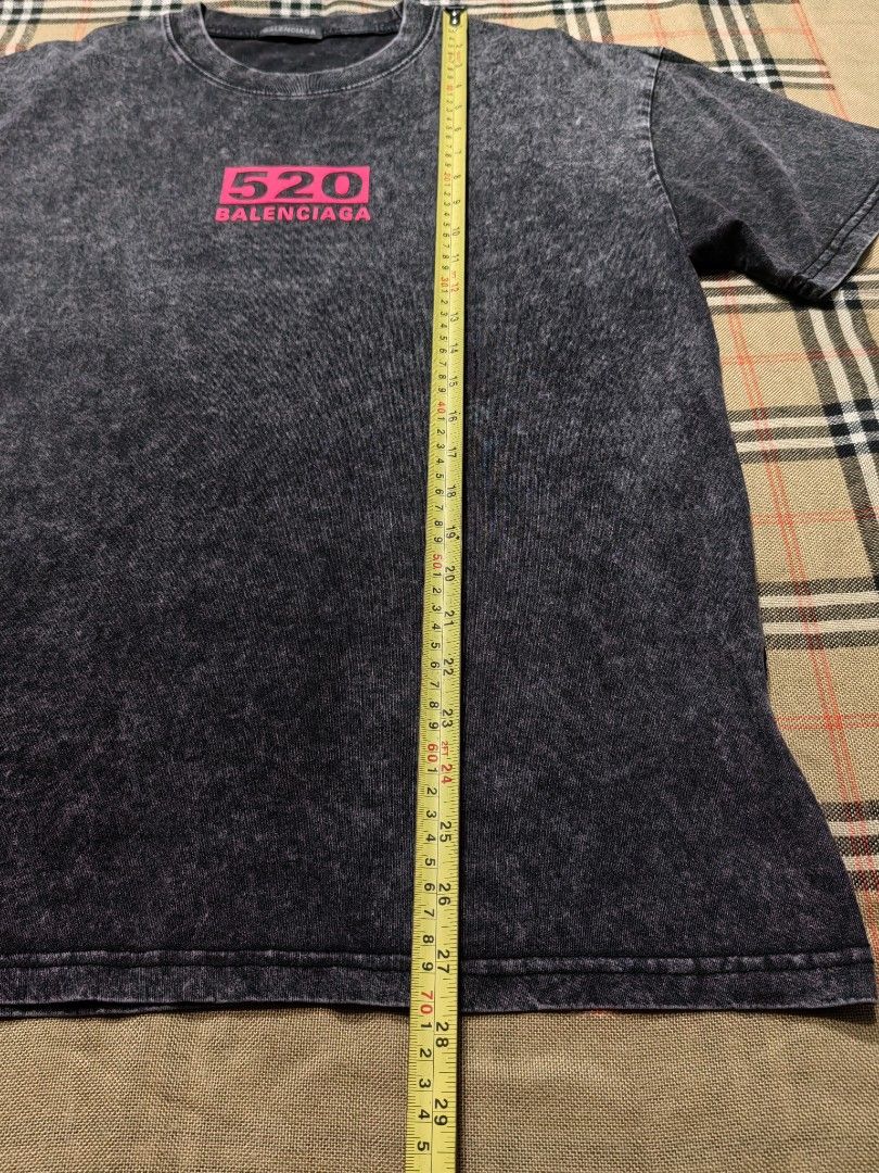 BALENCIAGA (Category: Tshirts & Polo Shirts ) located in Baguio. Submitted by curated_luxe_brandeds (Listing ID 1462323356, Image 3). Description: BALENCIAGA ACID WASH DIMENSION :L27. 5 X W20 FITS MEDIUM MENS FITS LARGE WOMENS SIZE S ON TAG SEE PICS FOR DETAILS EXCELLENT CONDITION COLOR MAY VARY DUE TO LIGHTING MOP BDO /GCASH NO COD /COP FB PAGE /CAROUSELL : curated_luxe_brandeds FACEBOOK SELLING ACCOUNT : Esteph Colpita SA PHYSICAL STORE :STALL 