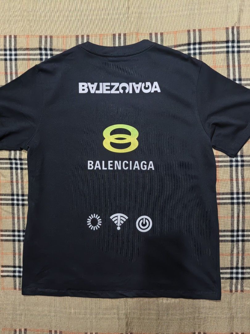 BALENCIAGA (Category: Tshirts & Polo Shirts ) located in Baguio. Submitted by curated_luxe_brandeds (Listing ID 1462324359, Image 3). Description: BALENCIAGA DIMENSION :L29 X W24 SIZE XL ON TAG SEE PICS FOR DETAILS EXCELLENT CONDITION COLOR MAY VARY DUE TO LIGHTING MOP BDO /GCASH NO COD /COP FB PAGE /CAROUSELL : curated_luxe_brandeds FACEBOOK SELLING ACCOUNT : Esteph Colpita SA PHYSICAL STORE :STALL 324A THIRD FLOOR SKYWORLD SESSION ROAD BAGUIO C