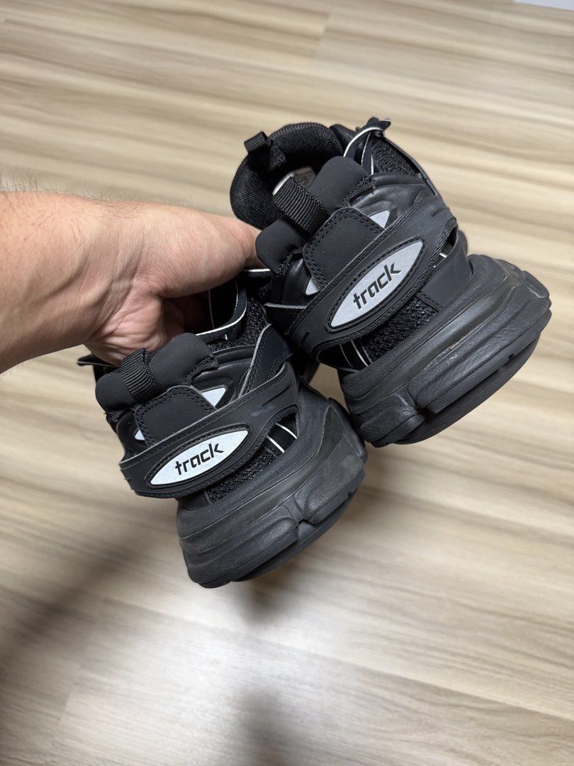Balenciaga track (Category: Sneakers) located in Santa Rosa. Submitted by 9unsnroses (Listing ID 1462422326, Image 2). Description: authentic with box, a bit beat up no major issues size 44 fits 11-11.5 best imo.