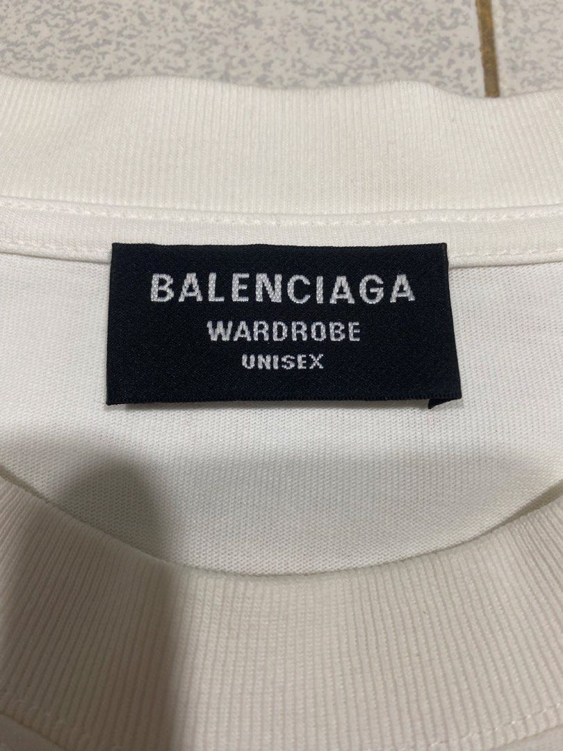Balenciaga Tshirt (Category: Tshirts & Polo Shirts ) located in Mandaue City. Submitted by MJ_80 (Listing ID 1462341015, Image 2). Description: Balenciaga Tshirt Size XS Dimes: 21.5 X 30 See photos for measurements Color rate & Condition: 9.9/10 Price: 1,400.