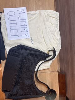 （分類：）位於 。 由 mummy_outlet 提交（商品編號 1462381252，圖片 1）。簡介： 。