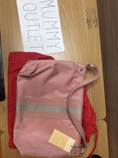 （分類：）位於 。 由 mummy_outlet 提交（商品編號 1462385604，圖片 1）。簡介： 。