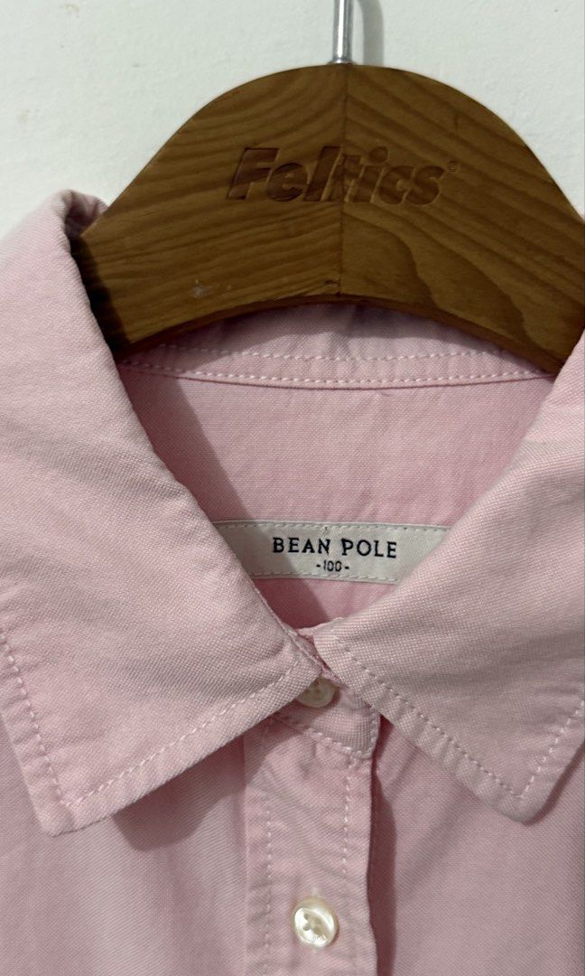 Bean Pole Buttondown Longsleeve (Category: Longsleeves) located in Cordova. Submitted by thedecluterrer (Listing ID 1462369683, Image 2). Description: Armpit 19” Length 25”.
