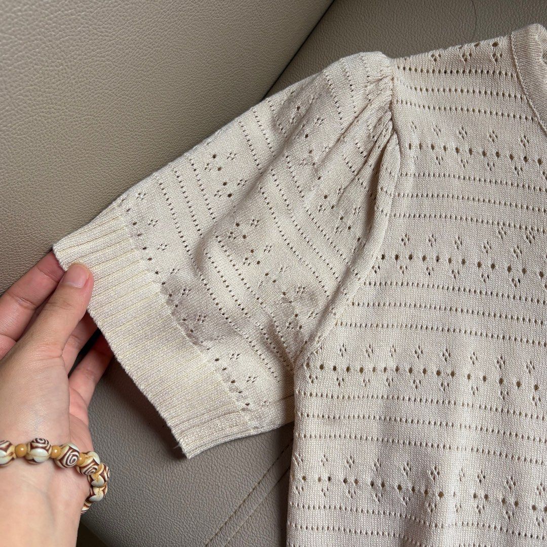 beige dainty knit button top (Category: Blouses) located in Cagayan de Oro. Submitted by liannadeclutters (Listing ID 1462291626, Image 2). Description: 📍Cagayan de Oro City • fits size XS-M • slightly cropped • MOP: gcash • MOD: nationwide shipping via j&t express / delivery via maxim (within CDO) ☆ payment first through gcash ☆ shipping fee shouldered by the buyer ☆ shipping via j&t express from cagayan de oro.