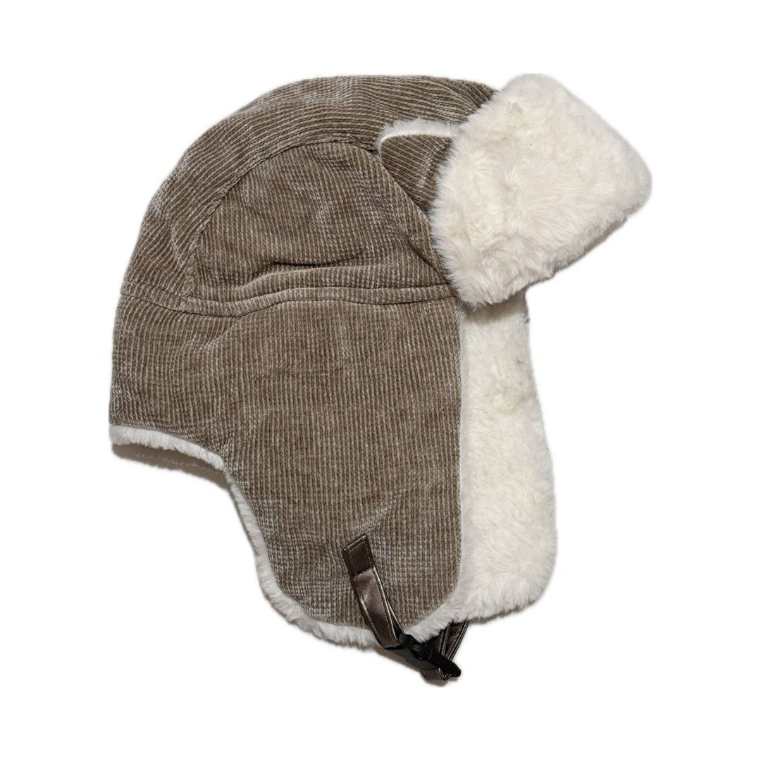 Beige Ushanka Hat Beanie Unisex (Category: Hats & Beanies) located in Baguio. Submitted by yuridere (Listing ID 1462323955, Image 1). Description: - Shipping fee shall be covered by buyer ! - MOP: Gcash, Bank Transfer or Cash (for meet up) - All items are cleaned/washed before shipout - DM for inquiries & more photo examples !.
