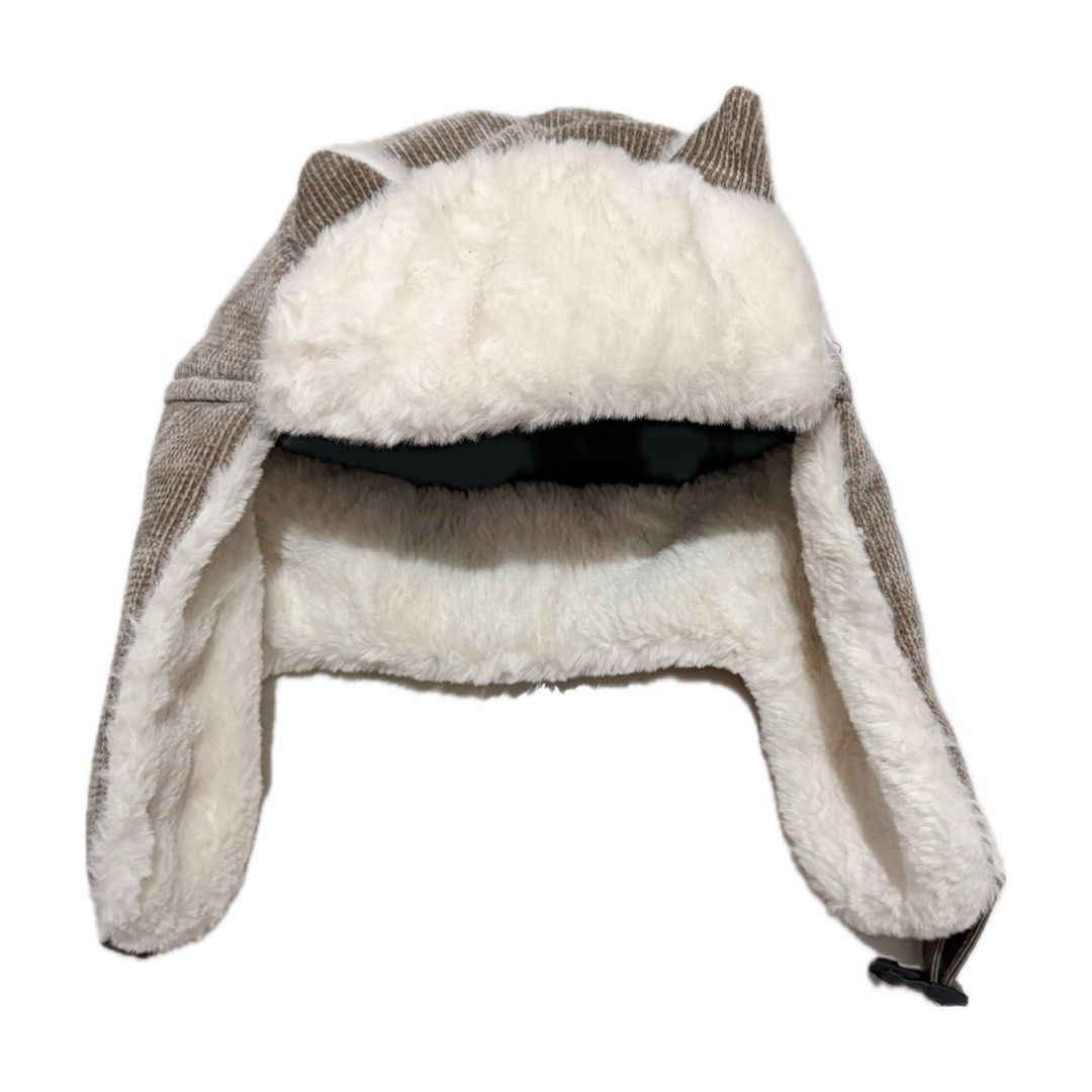 Beige Ushanka Hat Beanie Unisex (Category: Hats & Beanies) located in Baguio. Submitted by yuridere (Listing ID 1462323955, Image 3). Description: - Shipping fee shall be covered by buyer ! - MOP: Gcash, Bank Transfer or Cash (for meet up) - All items are cleaned/washed before shipout - DM for inquiries & more photo examples !.