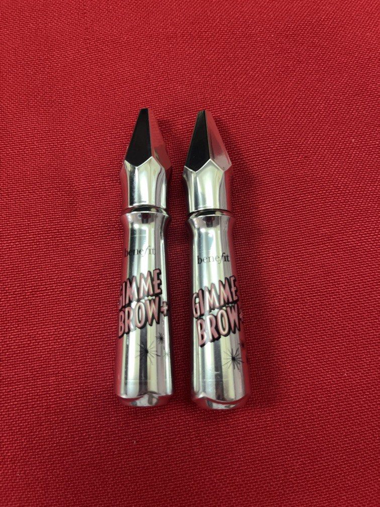 BENEFIT GIMME BROW VOLUMIZING (Category: Makeup) located in Manila. Submitted by luxeclassyshop (Listing ID 1462267963, Image 1). Description: No box Shade no3 Original .