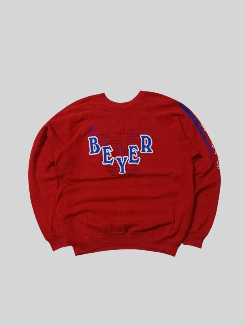 BEYER PATRIOTS (Category: Coats, Jackets and Outerwear) located in Nagcarlan. Submitted by retirorene36960 (Listing ID 1462392037, Image 1). Description: PAYMENT FIRST UNLI VC NO COD PAYMENT G CASH LOCATION NAGCARLAN LAGUNA.