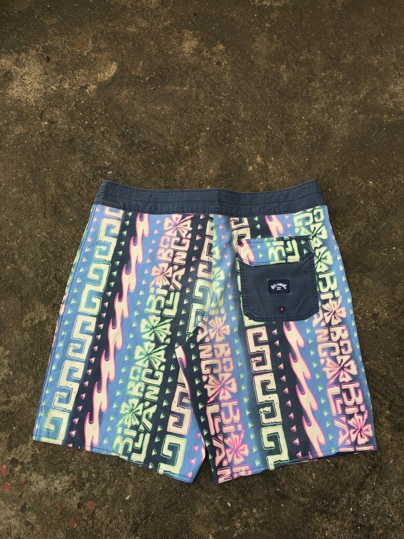Billabong Surf Short (Category: Activewear) located in Calapan. Submitted by thrift_ni_forts (Listing ID 1462275527, Image 2). Description: 34 Waistline 18 Length 13 Thigh 11 Hem 9/10 Color Rate Minimal Fade Good Condition.