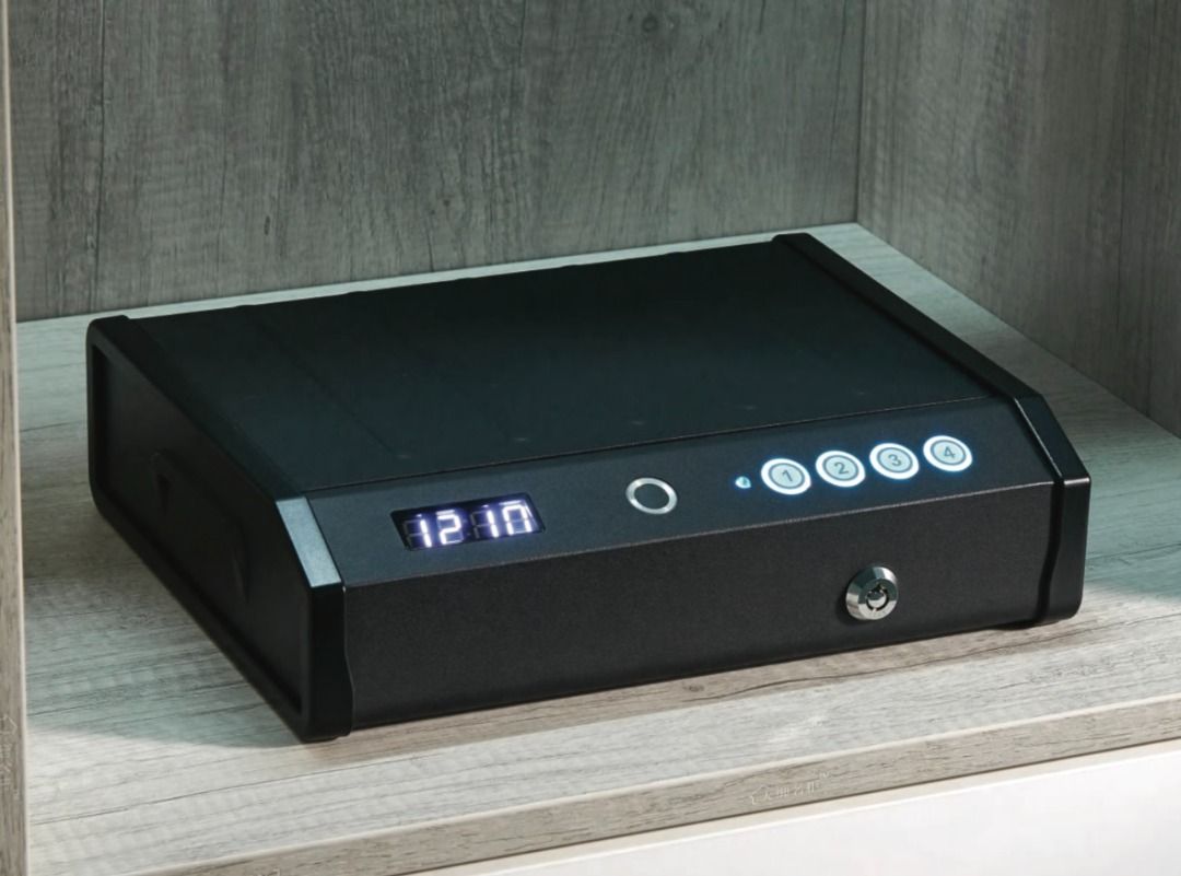 Biometric Fingerprint Gun Safe with Keypad Lock (Category: Safe) located in Makati City. Submitted by _sammyyy (Listing ID 1462387267, Image 2). Description: - Secure your valuables with advanced biometric fingerprint access. - Includes a digital keypad for alternative entry. - Comes with a backup key for added security. - Compact design fits easily in drawers or closets. - Perfect for enhancing security at home or in the office. Measurements: 30