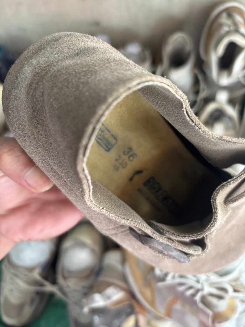 Birkenstock Suede Sandals Size 36 (Category: Flats & Sandals) located in Dipolog. Submitted by dionato (Listing ID 1462332085, Image 3). Description: - Brand: Birkenstock - Material: Light brown suede - Closure: Buckle - Size: 36 (fits 230mm) - Features: Classic Birkenstock sole pattern - Ideal for: Everyday wear.