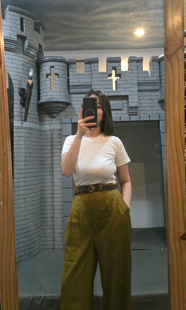 Bkk Olive green Trouser pants (Category: Other Bottoms) located in Manila. Submitted by kayencee_27 (Listing ID 1462417699, Image 1). Description: Brandnew Coords With clear plastic Olive green color worh side pockets &, belt waist - 26"-36" Legth - 38,".