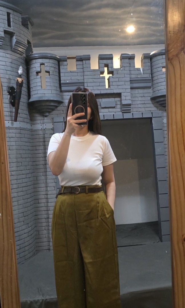 Bkk Olive green Trouser pants (Category: Other Bottoms) located in Manila. Submitted by kayencee_27 (Listing ID 1462417699, Image 2). Description: Brandnew Coords With clear plastic Olive green color worh side pockets &, belt waist - 26"-36" Legth - 38,".