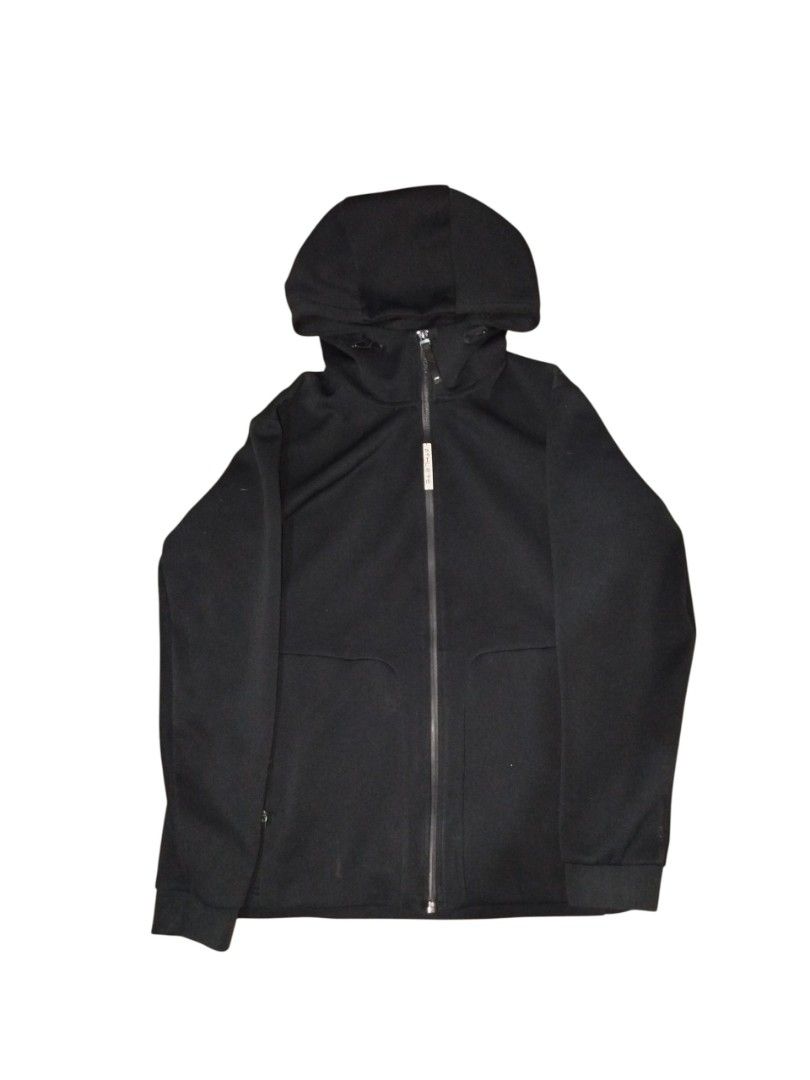 Black ATHLETE Zip-Up Hoodie Jacket (Category: Coats, Jackets and Outerwear) located in Quezon City. Submitted by y2k_thriftkid (Listing ID 1462278314, Image 1). Description: - Black zip-up hoodie jacket - Features a hood and full zip closure - 'ATHLETE' text printed vertically on the back - Ideal for casual wear or workouts.
