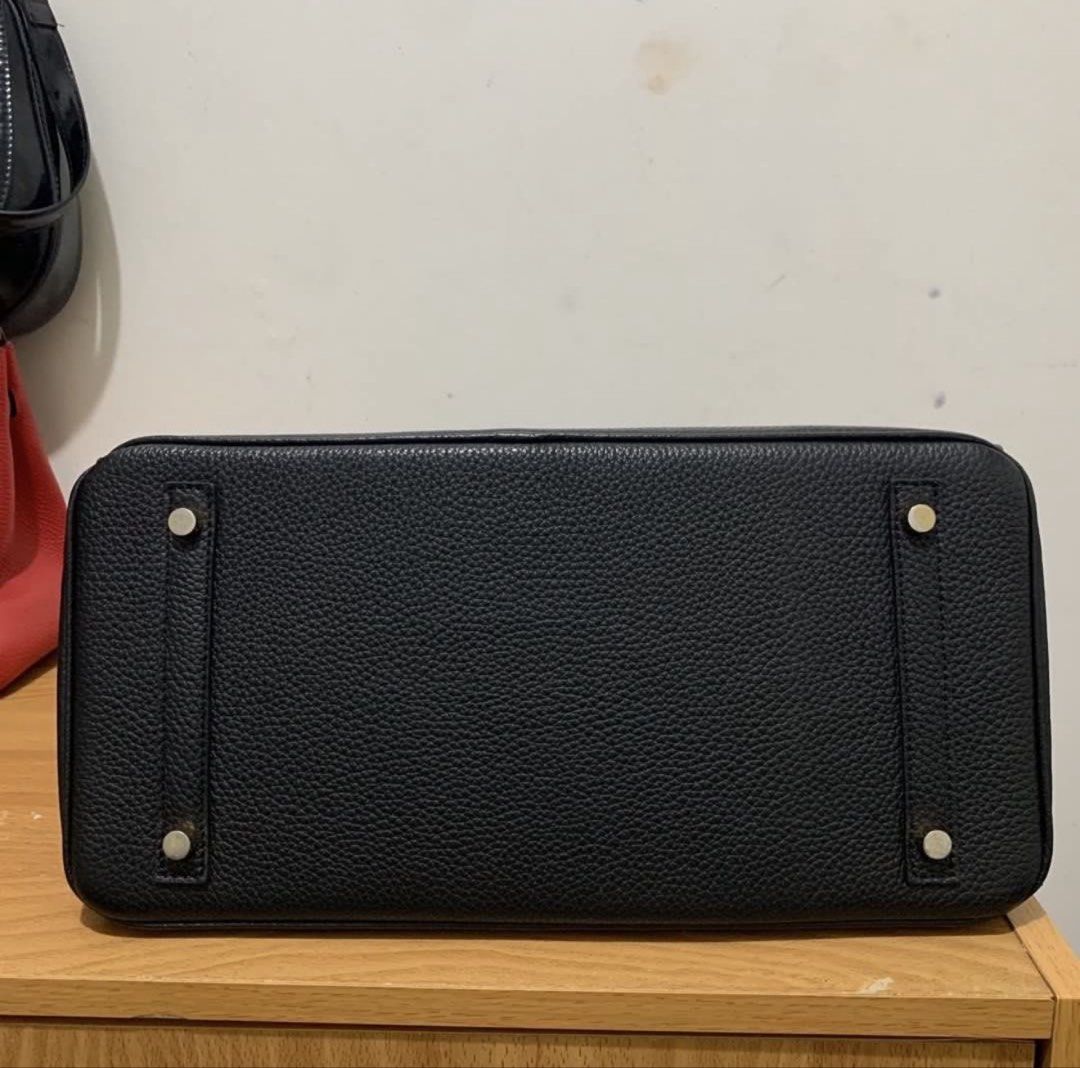 Black Birkin 35 Bag Gold Hardware (Category: Luxury Bags & Wallets) located in Mandaluyong City. Submitted by closetbysteph (Listing ID 1462318510, Image 3). Description: Rfs: Too big for me, I prefer a smaller version Pm for Inquiries ✨ Price is just a display Bought the bag here in the app as well:) •Transparency: Please check the photos/videos carefully and manage expectations regarding the condition before purchasing • Overall: Still a nice-l