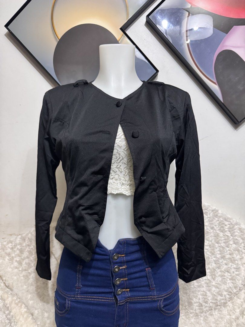 Black Cropped Blazer with Button Front (Category: Coats, Jackets and Outerwear) located in Marikina City. Submitted by lorradel (Listing ID 1462331436, Image 2). Description: - fits S-M - Black cropped blazer - Long sleeves - Button-up front - Structured fit - Slightly pointed hem - Versatile for dressing up or down - Pairs well with high-waisted bottoms - MAY HAVE some washable stains (hindi maiiwasan) needs washing; had been stored - mannequin 