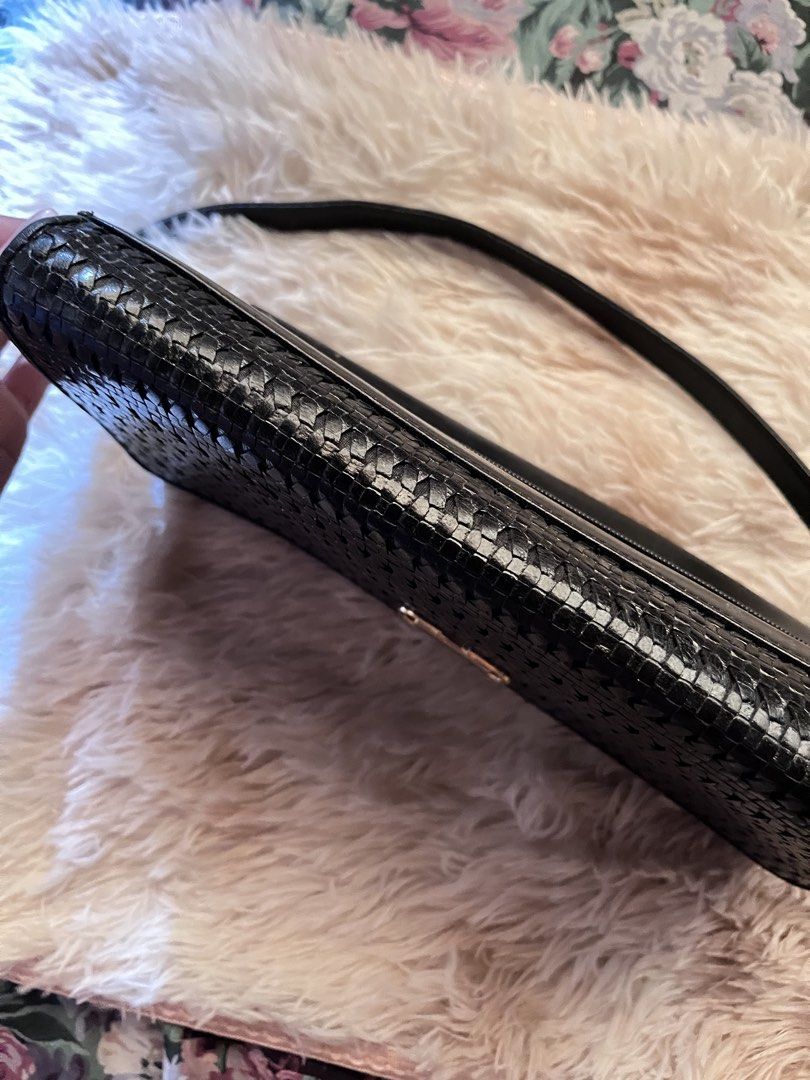 Black Flap Kili Bag (Category: Shoulder Bags) located in Bulacan. Submitted by zzzelshop (Listing ID 1462290192, Image 3). Description: •12 inches width, 7 inches length (body) •24 inches (strap) •hard leather • gold hardware •adjustable strap • has one inside divider • one inside pocket •one outside pocket, zipper closure .