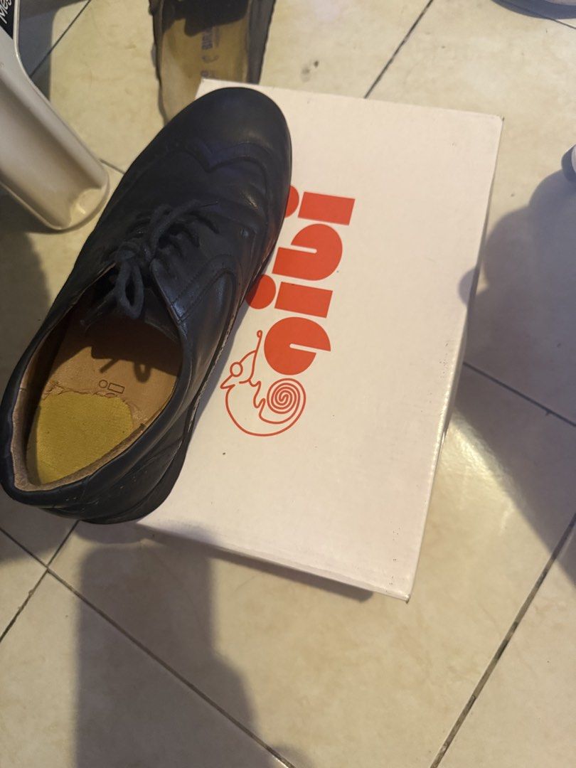 Black Leather Wingtip Brogues Shoes (Category: Dress Shoes) located in Manila. Submitted by lunalight24 (Listing ID 1462297019, Image 1). Description: - Classic black leather wingtip brogues - Secure lace-up closure - Durable sole with excellent grip - Minor wear on insole - Original box included - Versatile for smart casual and formal outfits.
