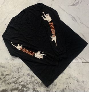 (Category: ) located in . Submitted by lazythrifts (Listing ID 1462262924, Image 1). Description: .