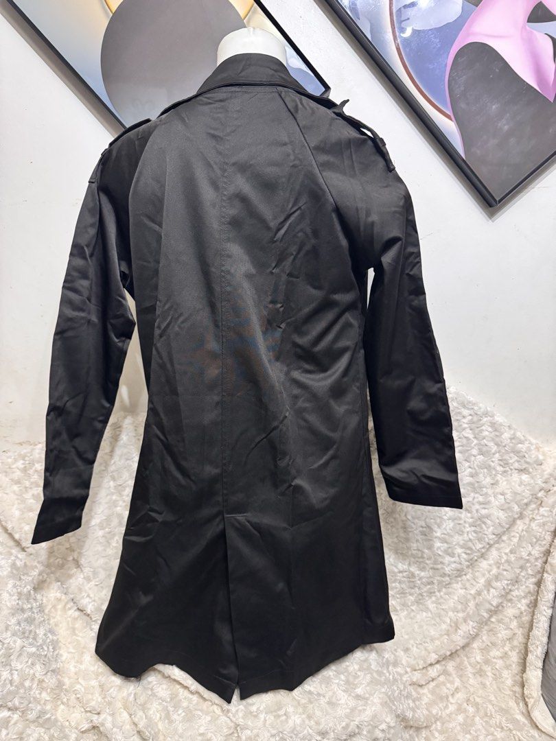 Black Long Trench Coat with Collar (Category: Coats, Jackets and Outerwear) located in Marikina City. Submitted by lorradel (Listing ID 1462327258, Image 3). Description: - fits L- semi XL - lakas makasyala - Classic black trench coat - Features a collar and button closure - Long sleeves - Ideal for layering over outfits - Perfect for cooler weather - Versatile addition to any wardrobe - MAY HAVE some washable stains (hindi maiiwasan) needs washi