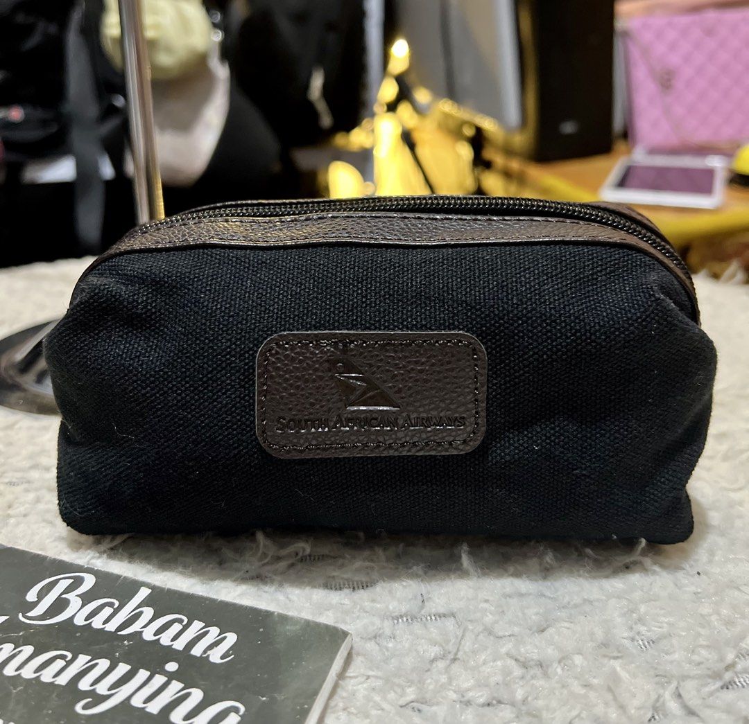 Black Pouch for Men (Category: Belt bags, Clutches and Pouches) located in Rizal. Submitted by babamamanyingonlineshop (Listing ID 1462275682, Image 1). Description: .
