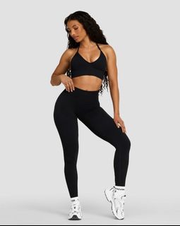 (Category: ) located in . Submitted by clearmywardrobehihi (Listing ID 1462332794, Image 1). Description: .