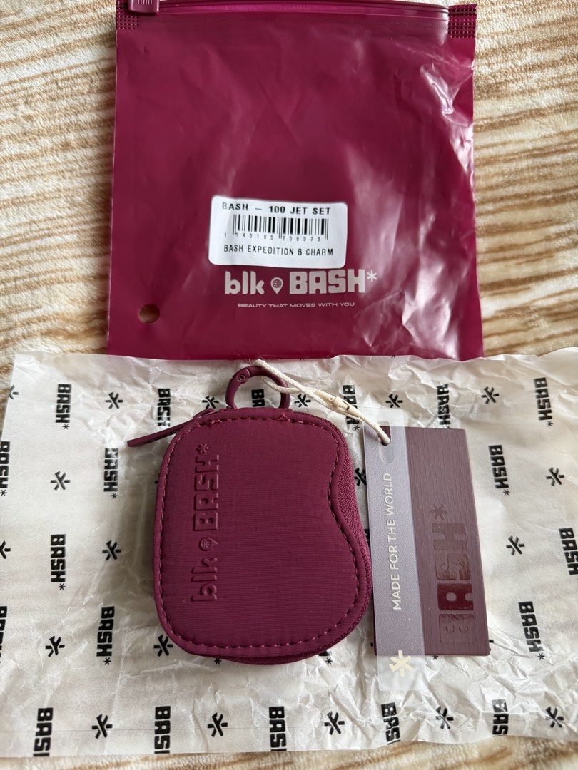 blk BASH Expedition & Charm Jet Set Pouch (Category: Purses & Pouches) located in Quezon City. Submitted by myaidagratela985464 (Listing ID 1462273648, Image 3). Description: - Brand: BASH - Condition: New with original packaging and tags - Features: Zipper closure, clip for attachment - Includes: Silica gel packet - Use: Perfect for organizing small items, travel, or everyday carry I have 2 available..