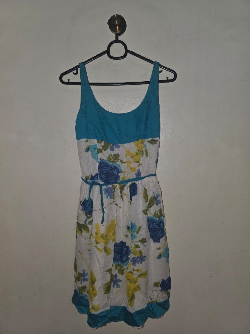 Blue Floral Dress (Category: Dresses) located in Manila. Submitted by dcory (Listing ID 1462429066, Image 2). Description: .