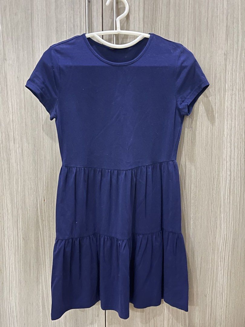 Blue tiered dress (Category: Dresses) located in Manila. Submitted by shiezzels (Listing ID 1462408981, Image 1). Description: Shein blue dress Medium on tag.