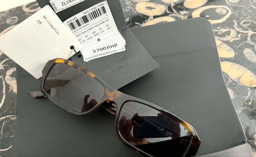 BNWT Massimo Dutti (Category: Sunglasses & Eyewear) located in Makati City. Submitted by thebianca.edit (Listing ID 1462334300, Image 2). Description: 🕶️ BRAND NEW MASSIMO DUTTI SUNNIES 🕶️ ✨ Brand new with tags ✨ Comes with original case ✨ Never worn ✨ Authentic Massimo Dutti 💰 Original Price: ₱5,700 🔥 Selling for ONLY ₱2,500! Great deal for a brand-new pair—perfect for everyday wear or as a stylish addition to your collection. 🤎 📩 DM me if