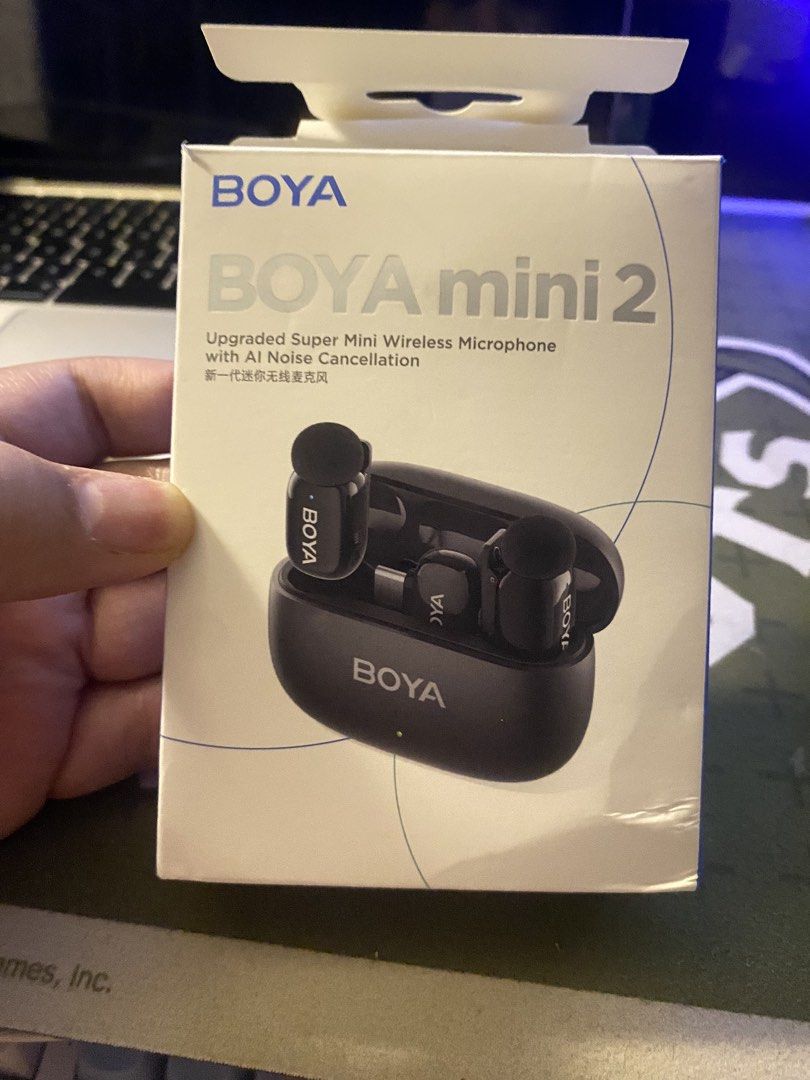 BOYA BY-WM3 Mini 2 Wireless Microphone System (Category: Microphones) located in Muntinlupa City. Submitted by andidoodad (Listing ID 1462393125, Image 1). Description: - Upgraded super mini wireless microphone - Advanced AI noise cancellation for clear audio - Includes convenient charging case - Comes with USB-C cable and protective pouch - Quick start guide included - Ideal for vlogging and content creation - Barely used, selling because I have